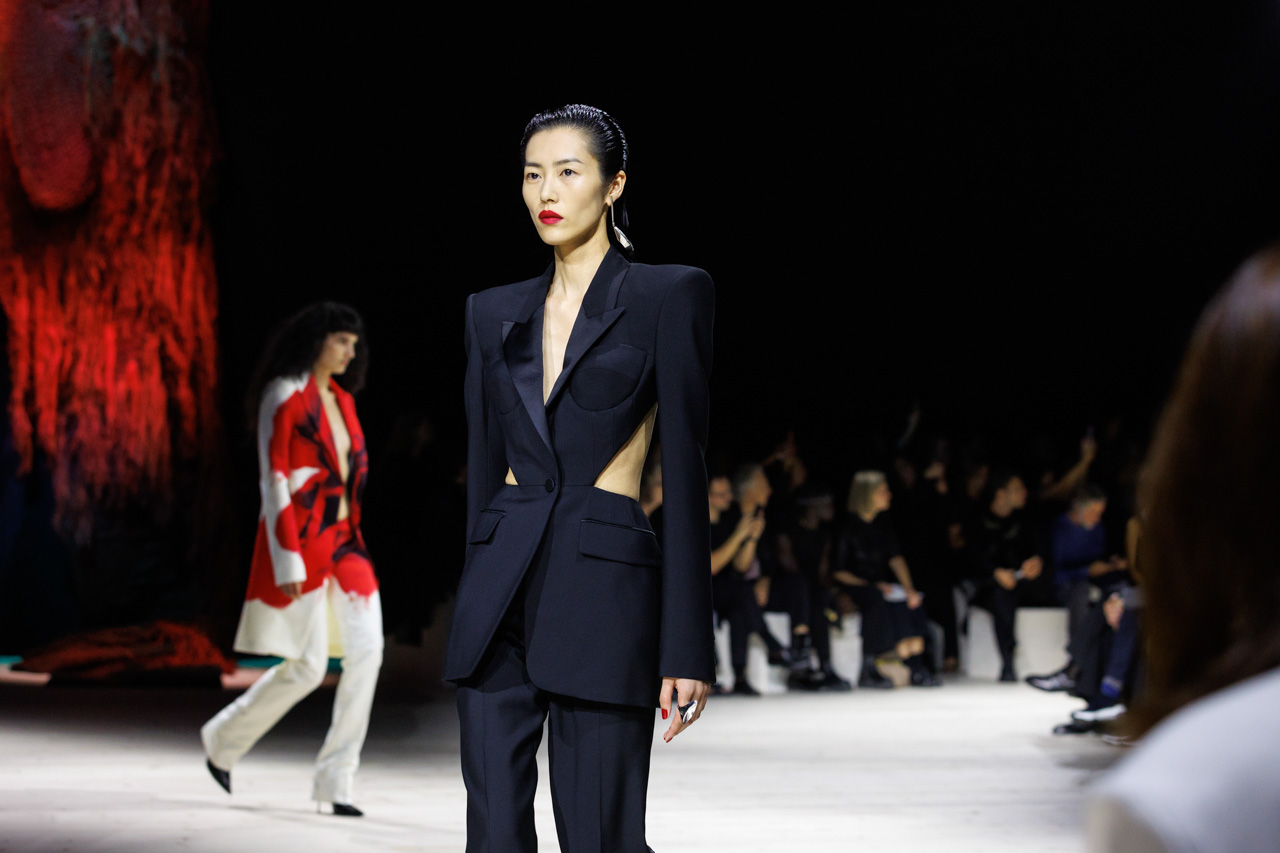 Models walking the runway during the Alexander McQueen fashion show Spring Summer 2024 in Paris